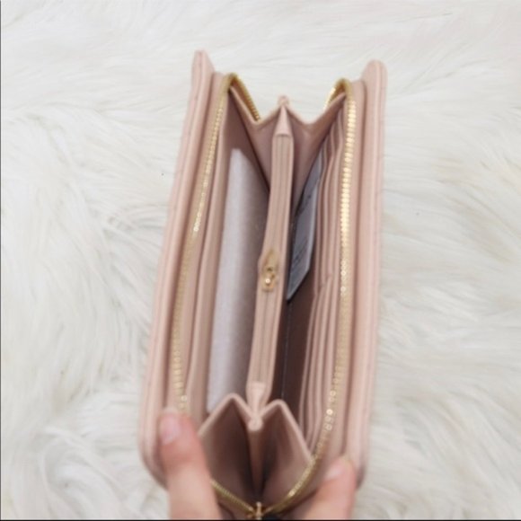 💎✨NEW✨💎 Wrislet / wallet - Picture 3 of 3